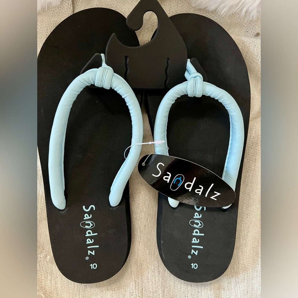 New Black and Blue Minimalist Sandals for Casual Wear